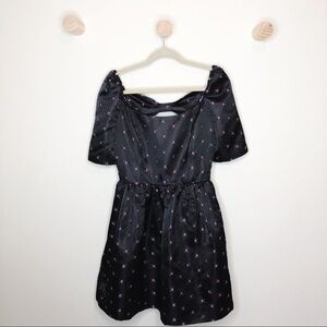 Gal Meets Glam Maude Black Satin Babydoll Dress